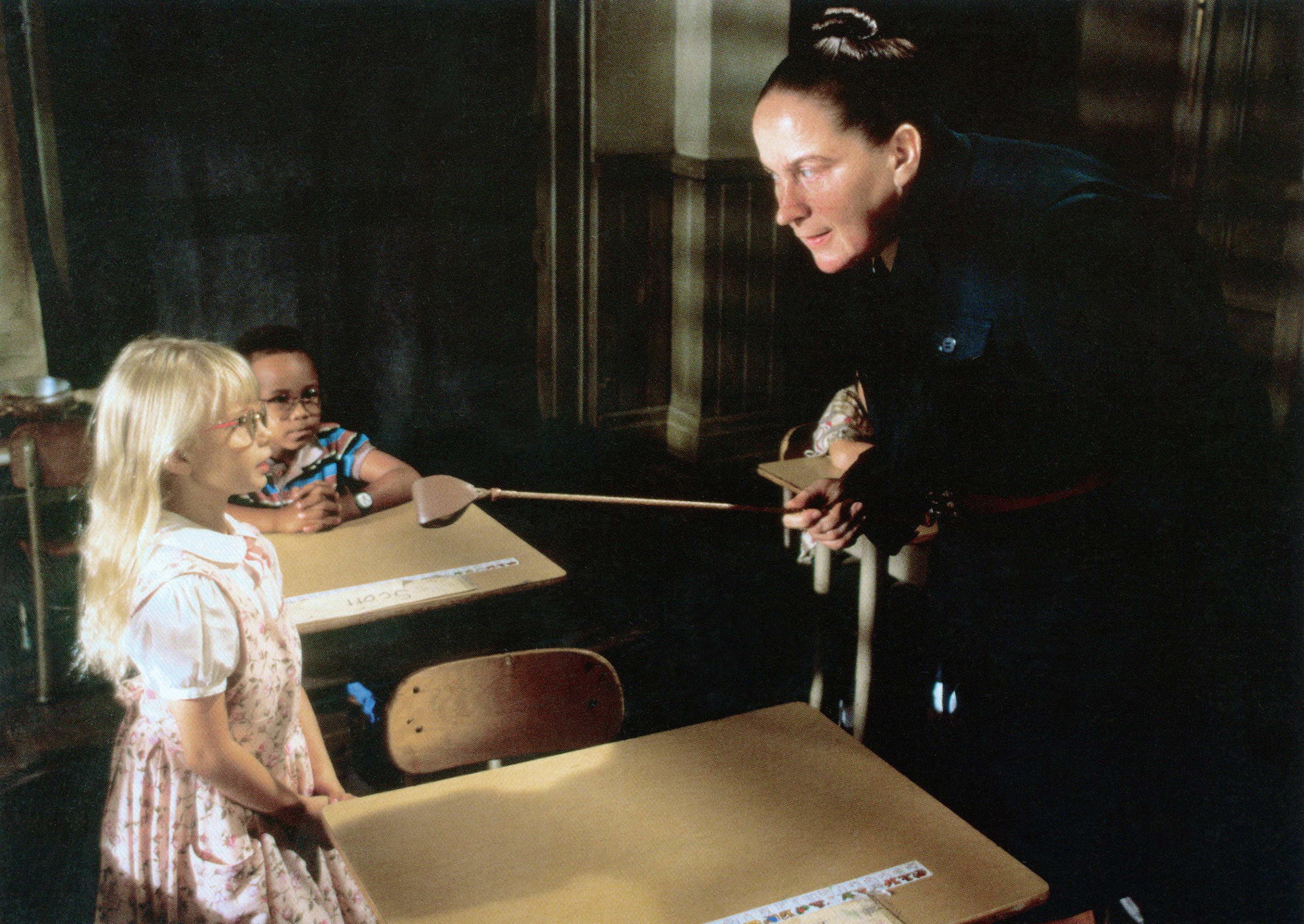 Mrs. Trunchbull pointing at Amanda