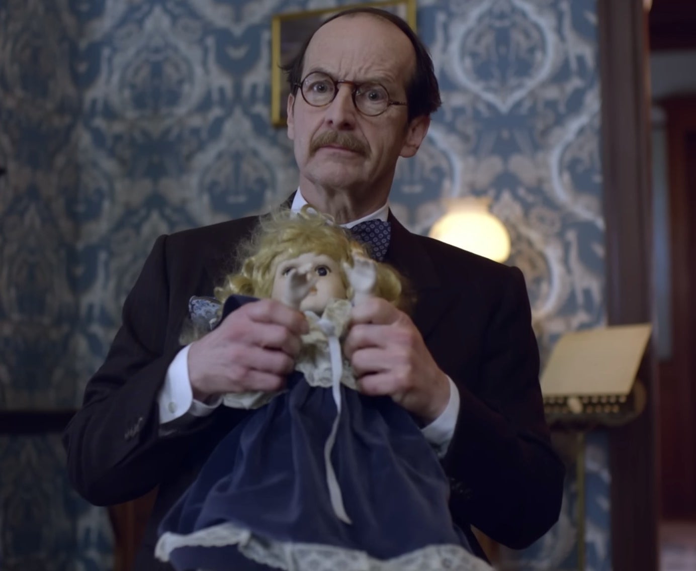 Denis O&#x27;Hare in American Horror Stories