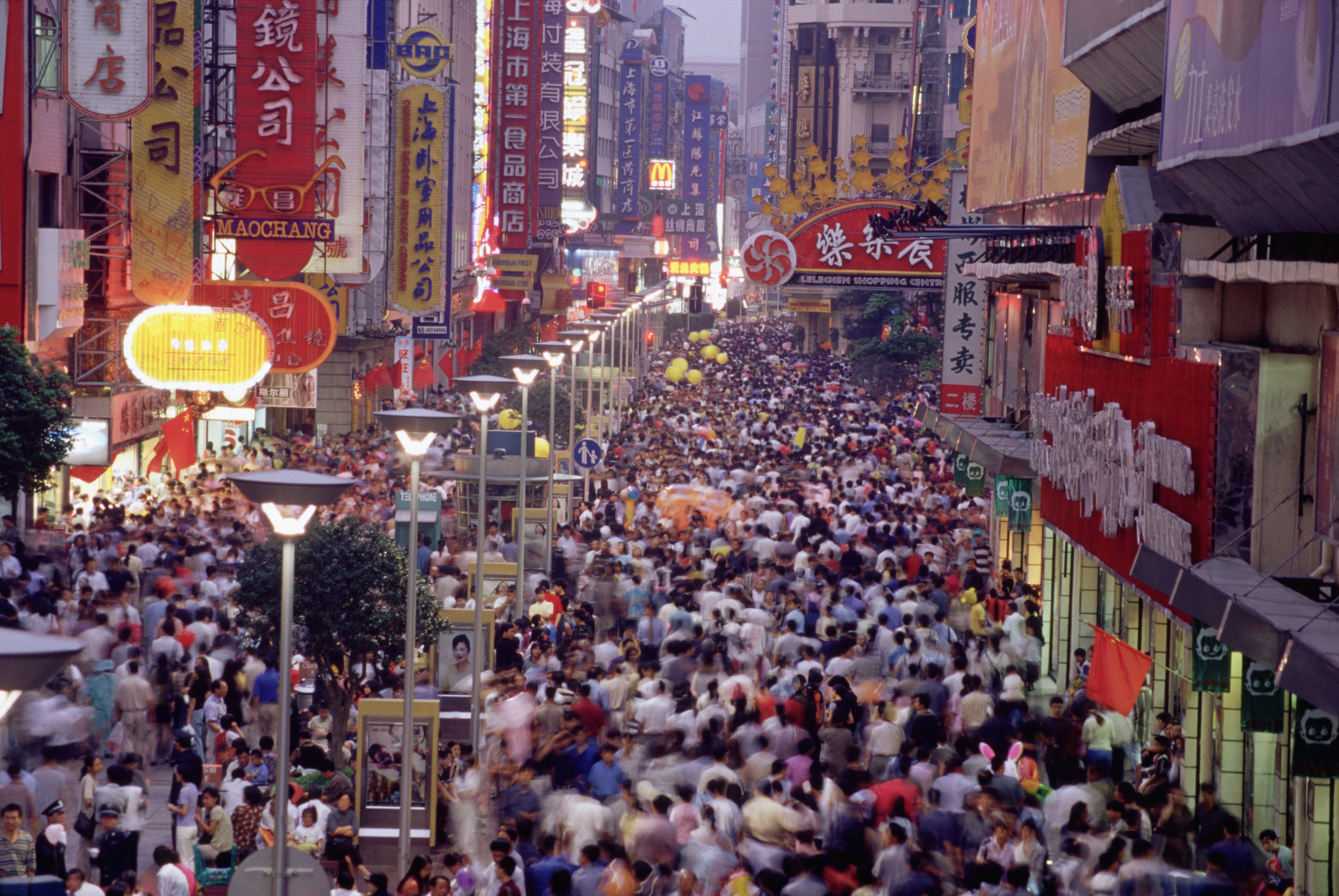 crowds in shanghai