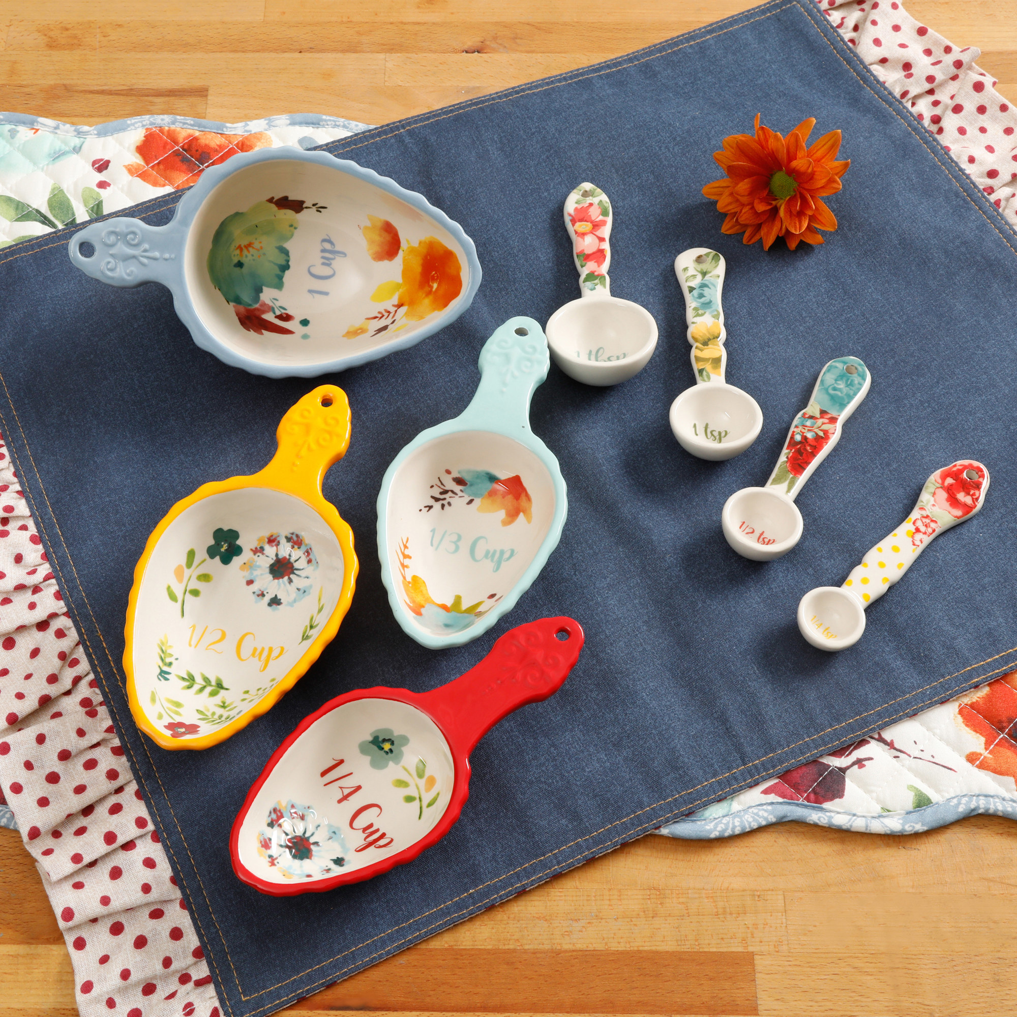 the multicolored and floral measuring spoons and cups
