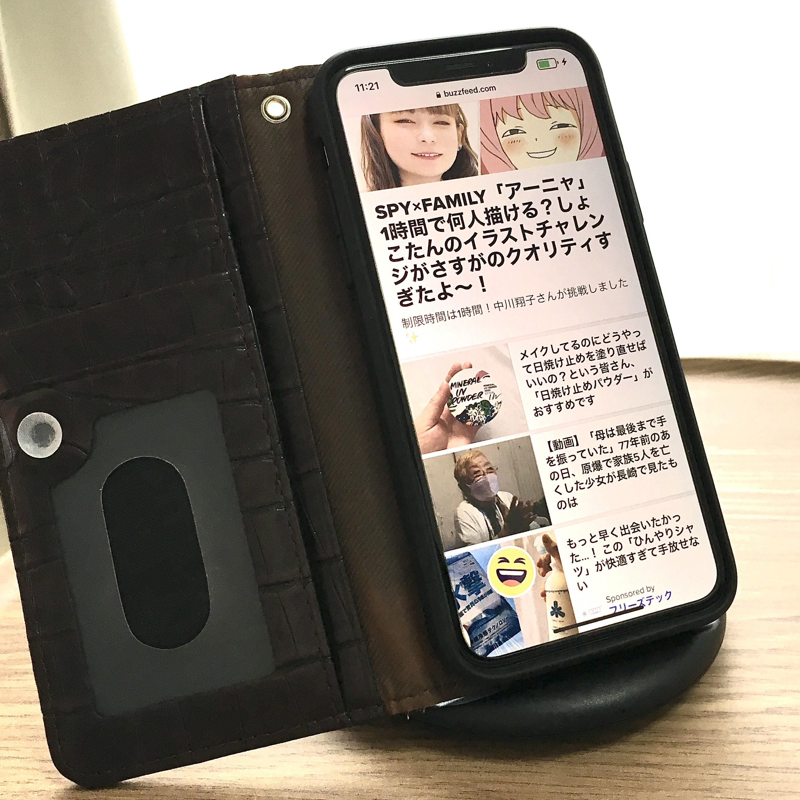 DAISO(ダイソー)のオススメの便利グッズ「ラウンドワイヤレスチャージャー」
