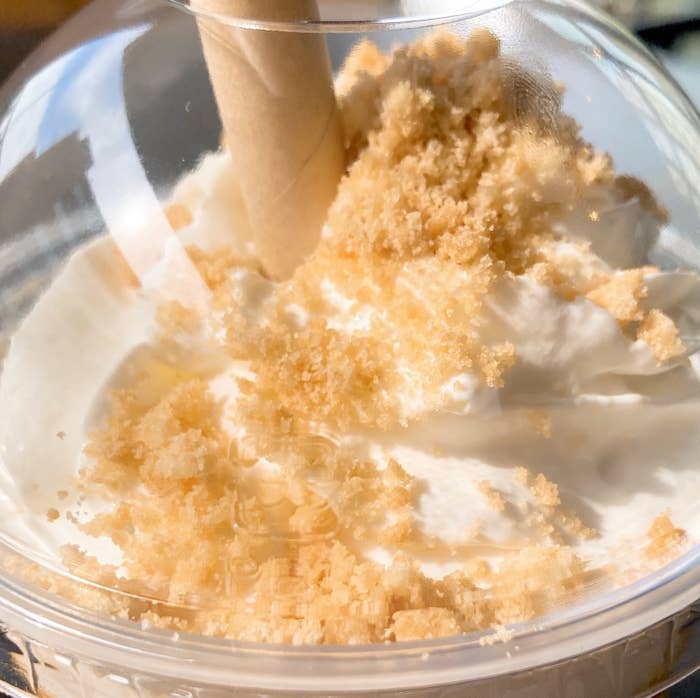 スタバさん 正気ですか あの ご当地グルメ をフラペチーノにしちゃうなんて