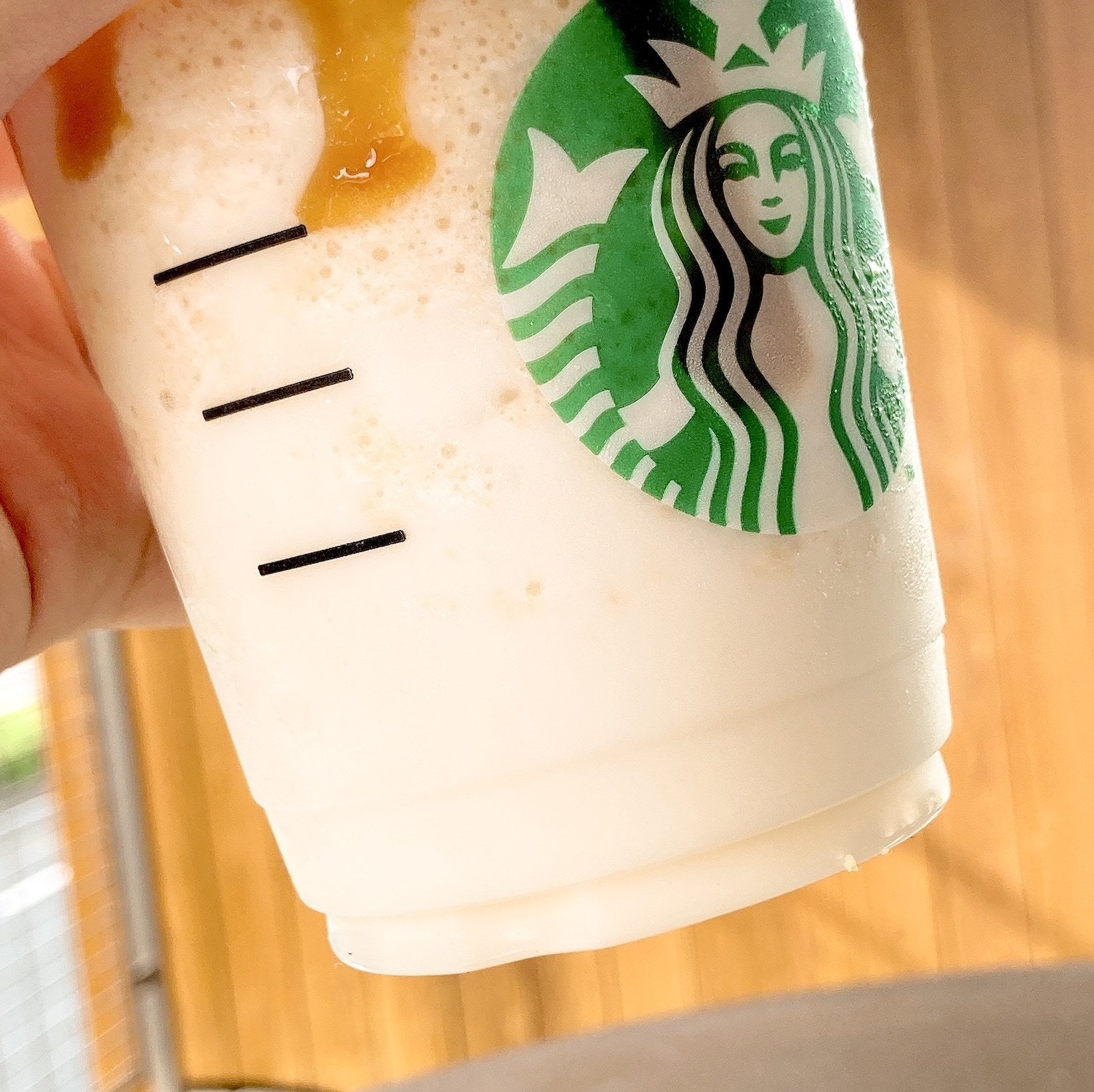 スタバさん 正気ですか あの ご当地グルメ をフラペチーノにしちゃうなんて