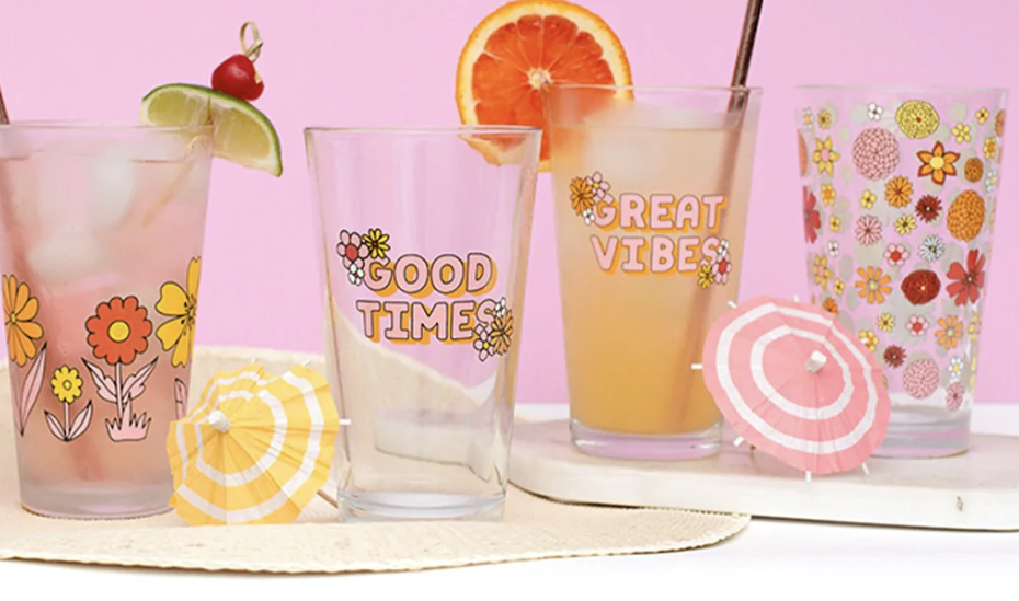 pint glass set with floral design and &quot;good times, great vibes&quot; on the front of them