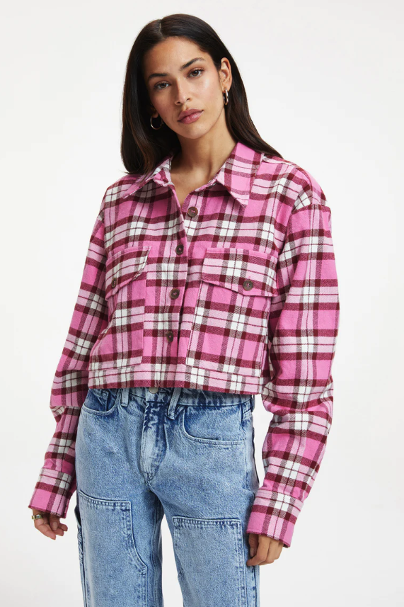 model wearing the cropped plaid top with jeans
