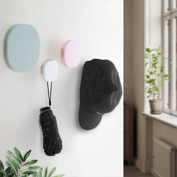 three rounded hooks