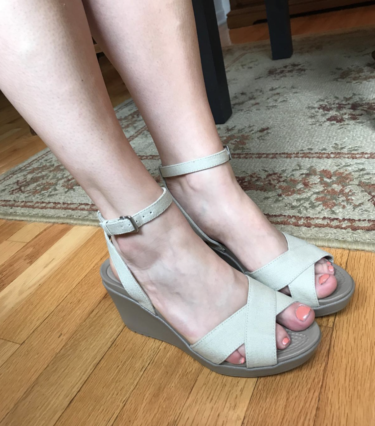 reviewer wearing the wedges
