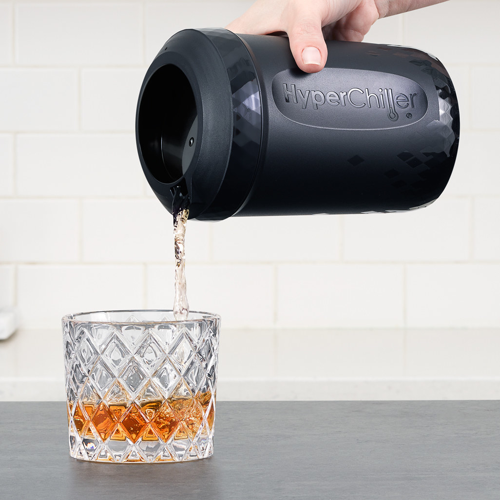 the hyperchiller pouring whiskey into a glass