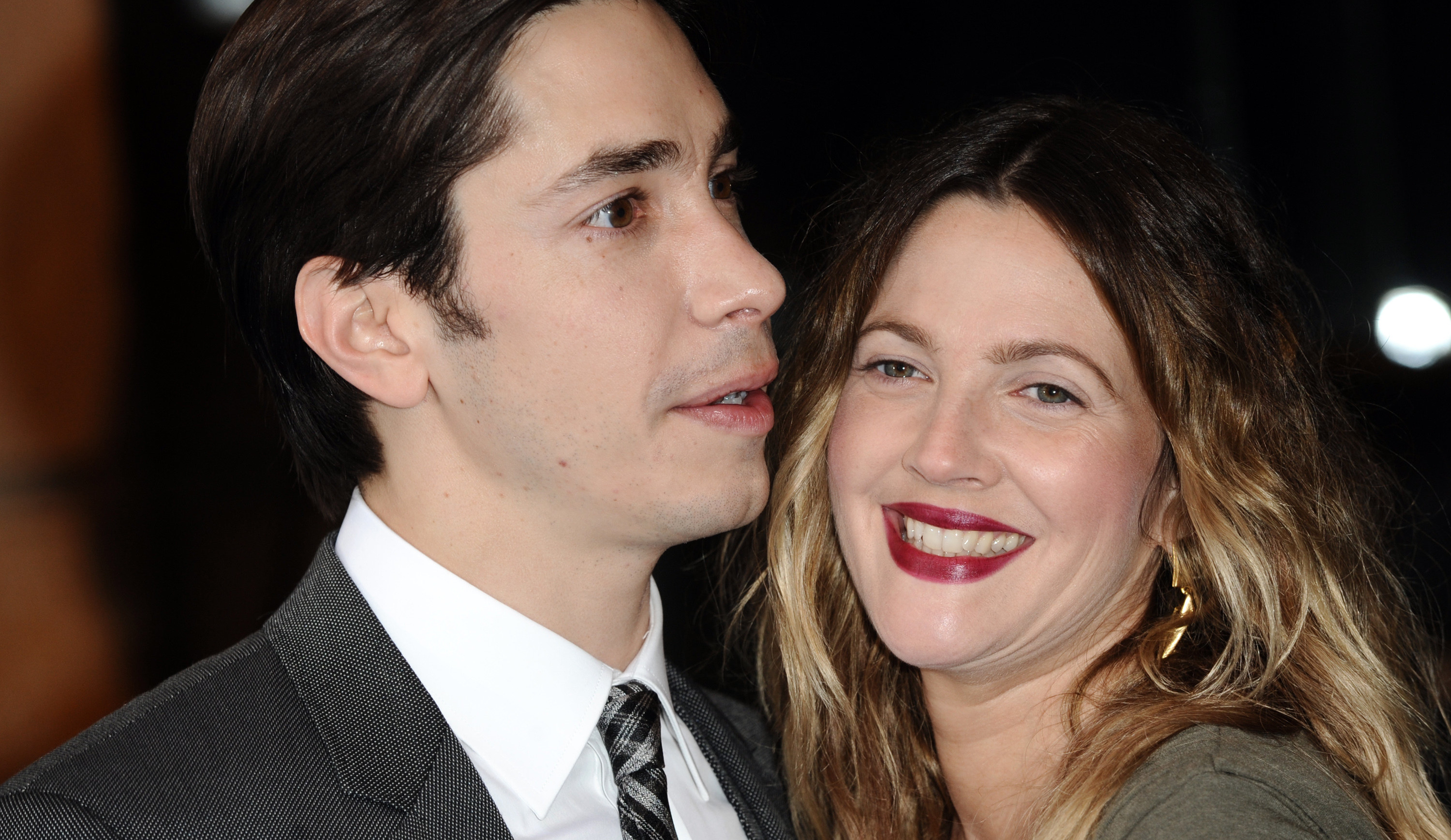 Drew Barrymore Cries During Reunion With Justin Long - 68