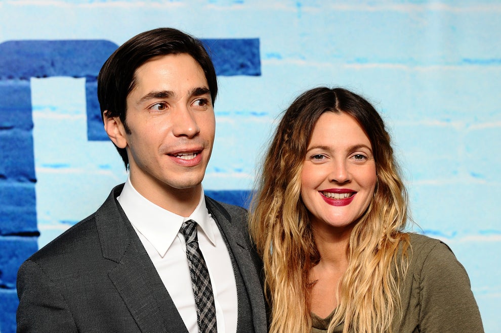 Drew Barrymore Cries During Reunion With Justin Long