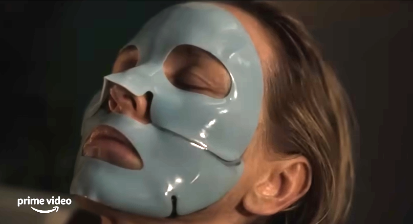 Mother wearing a gel face mask