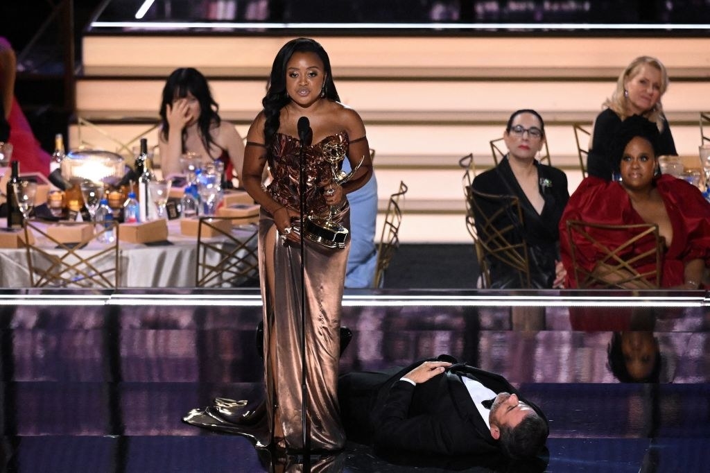 Jimmy Kimmel Lying Down During Quinta Brunson Speech - 18