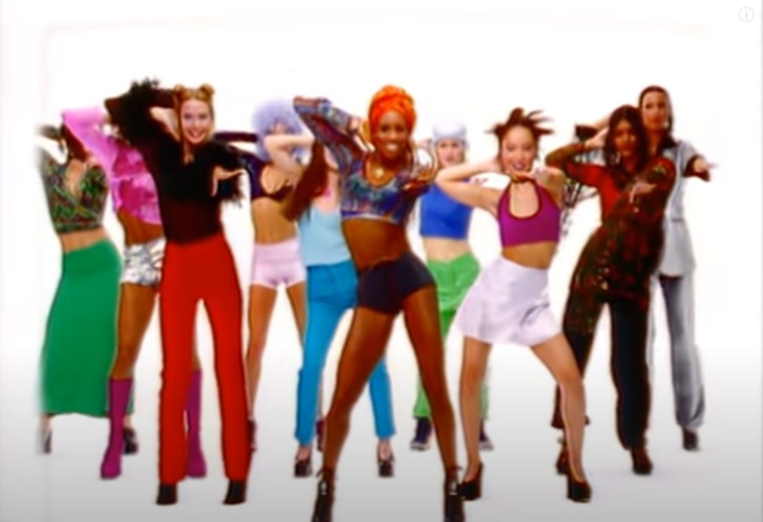 25 Things At Every Australian Year Six Disco In The  00s - 72