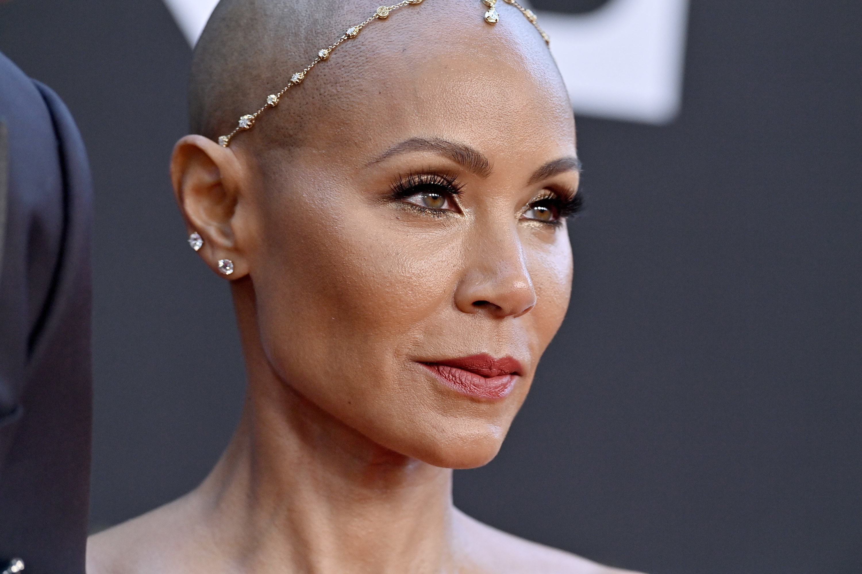 Jada Pinkett Smith Shows Bald Head On Instagram - 17