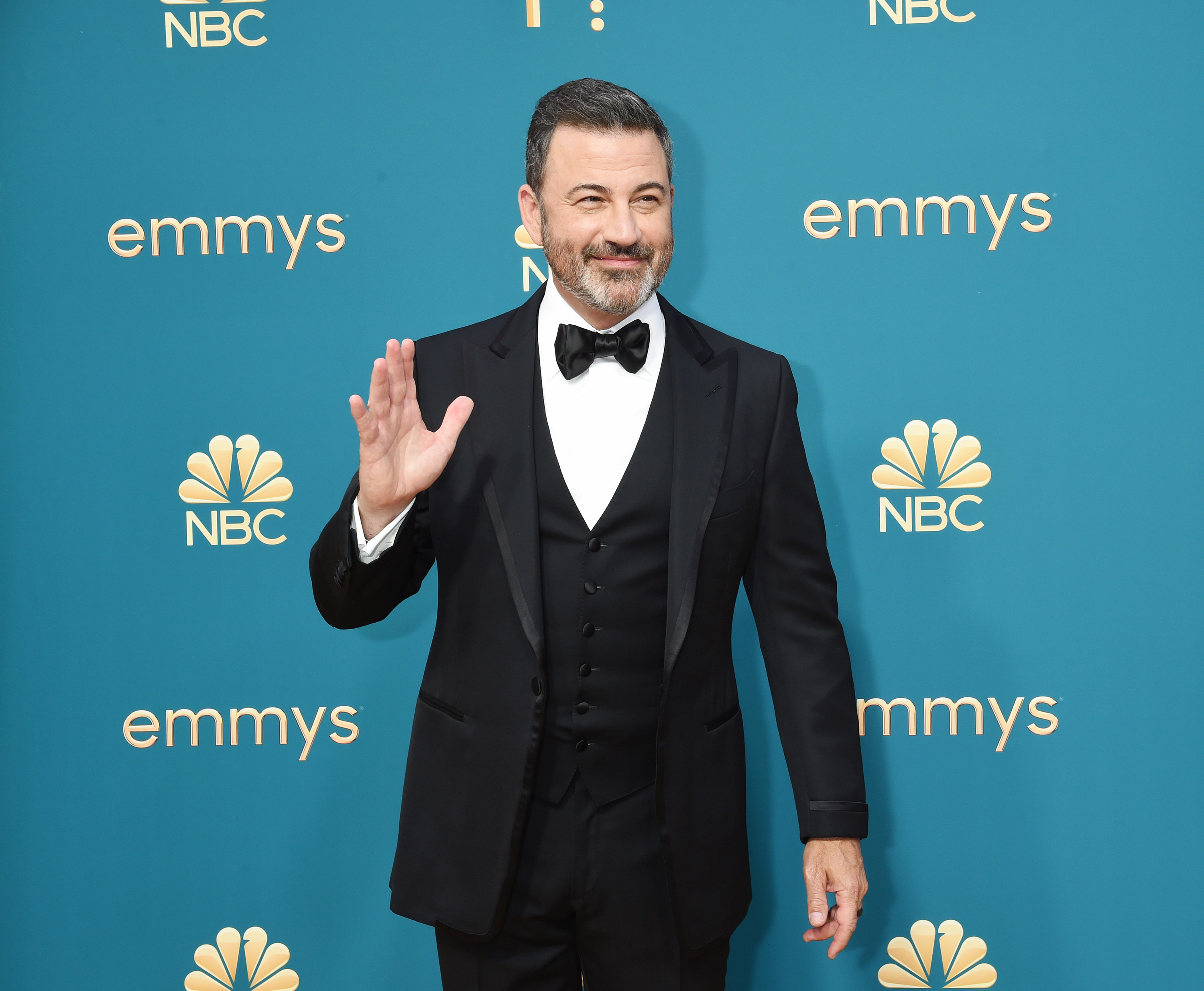Jimmy Kimmel waving