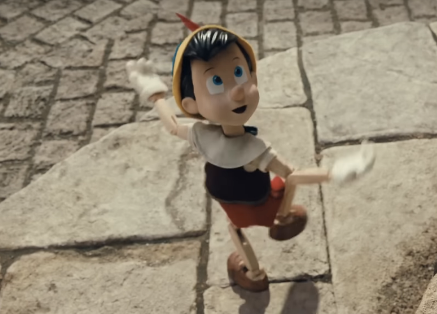 Pinocchio entertaining