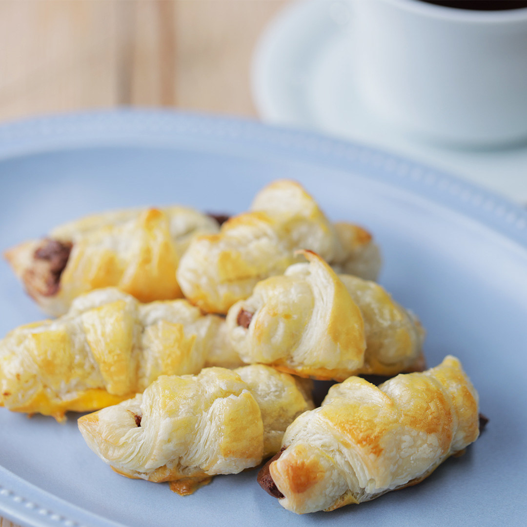 料理初心者でもコツなし簡単 冷凍パイシートでチョコクロワッサン レシピ 作り方 Tasty 料理初心者でもコツなし簡単 冷凍パイシートでチョコクロワッサン レシピ 作り方 Tasty