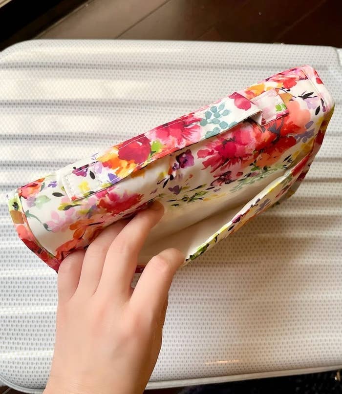 Francfranc(フランフラン)のオススメのトラベルグッズ「ヴォヤージュ ハンギングポーチ ( マルチ)」