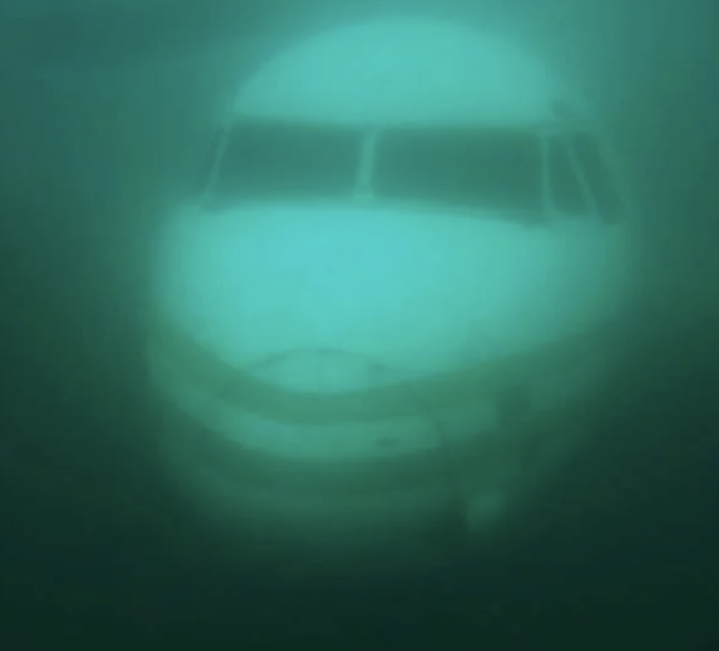 Submechanophobia  25 Sinister Photos Of Submerged Objects - 58