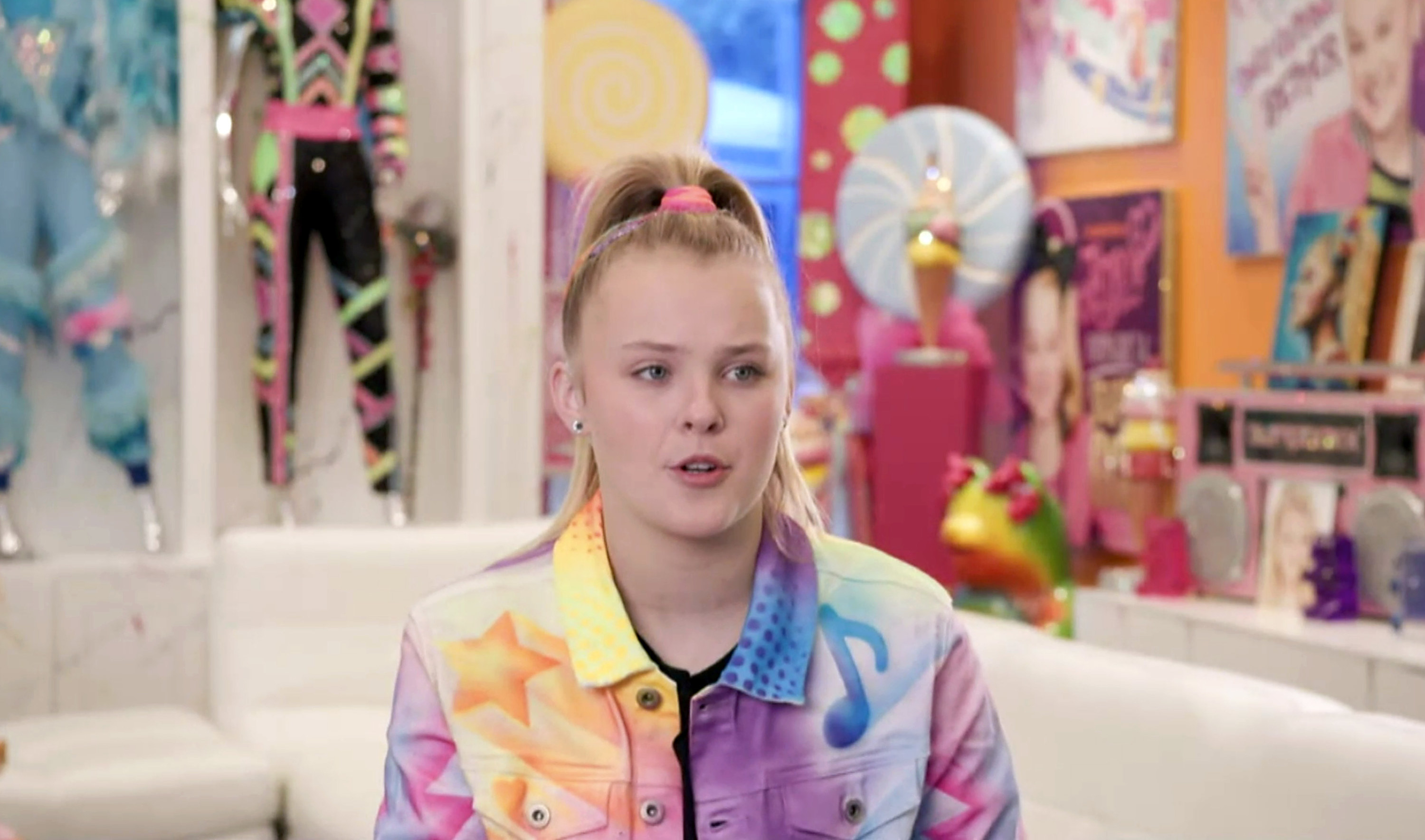 JoJo Siwa faced coming out criticism from employers