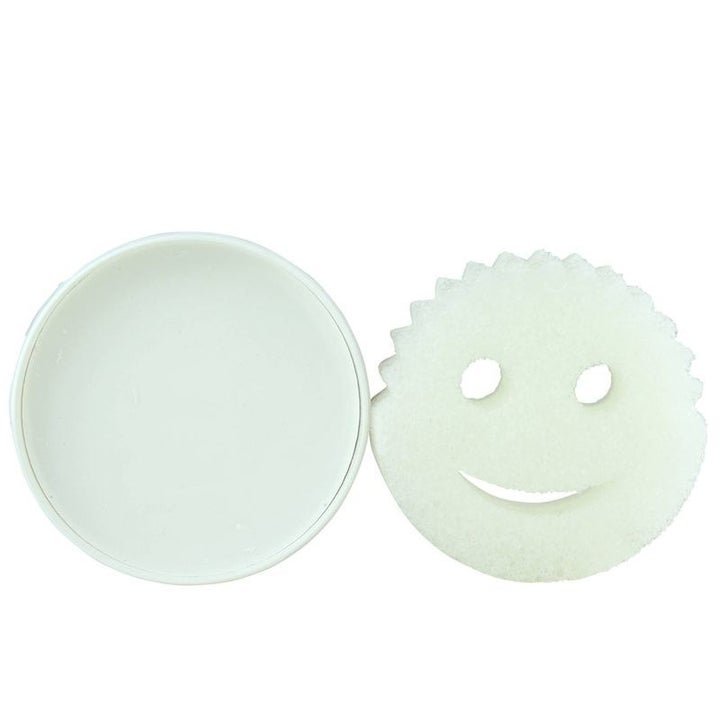 Left: scrub daddy paste, right: scrub mommy smiley face white sponge