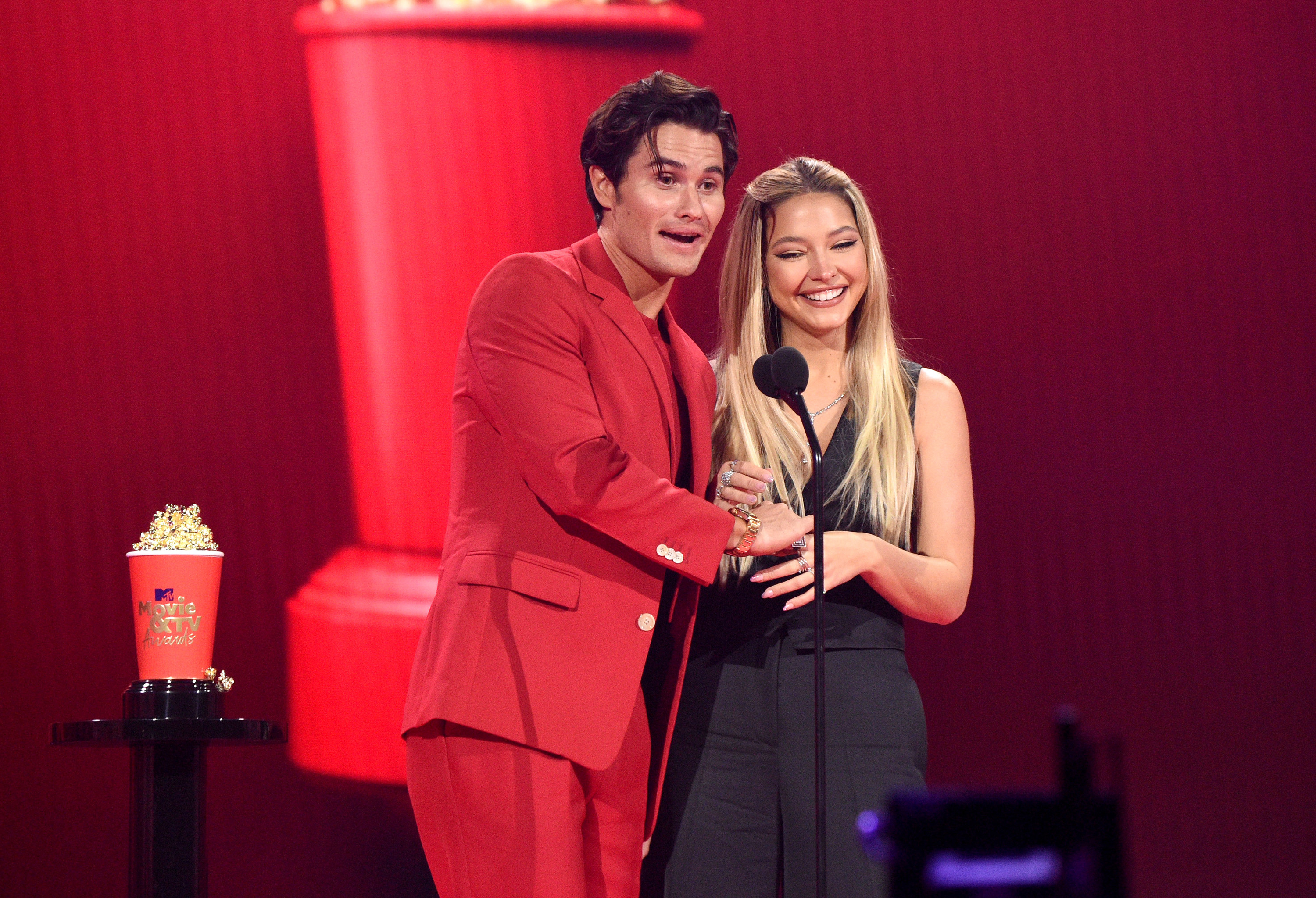 Madelyn Cline and Chase Stokes at the 2021 MTV Awards