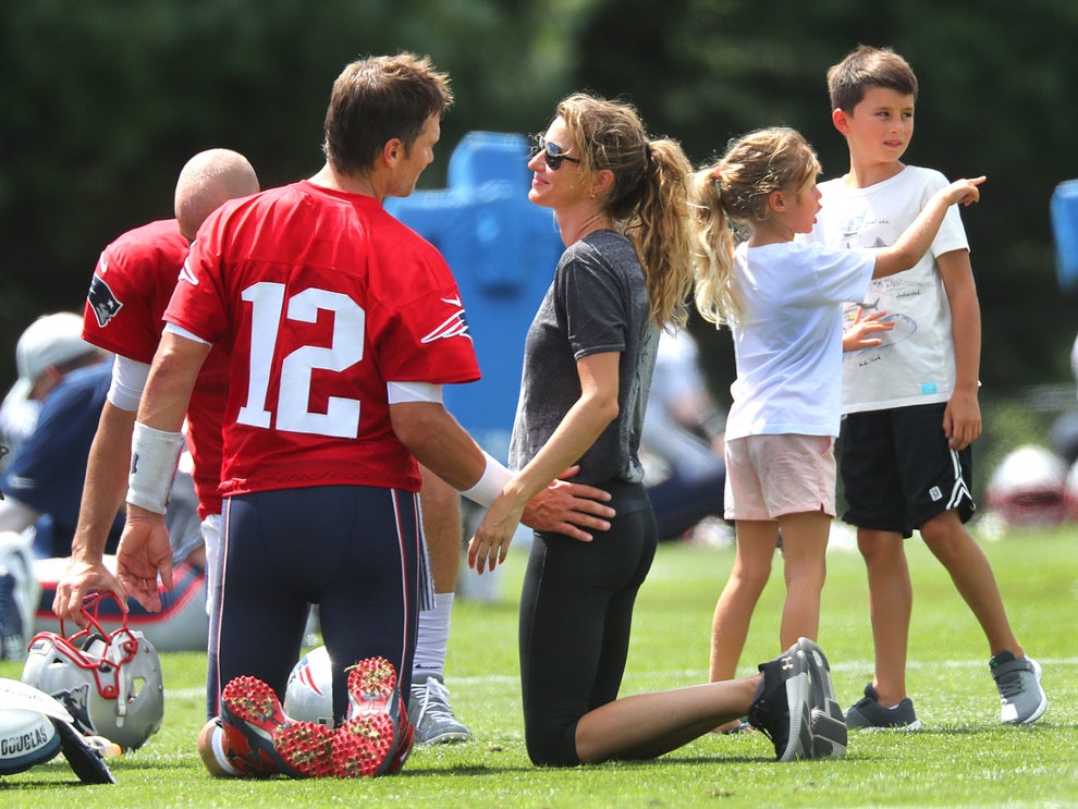 Tom Brady Acknowledged Outburst On Field Amid Gisele Bündchen Marriage ...