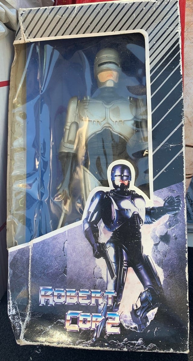 Robert Cop 2 toy that looks like RoboCop