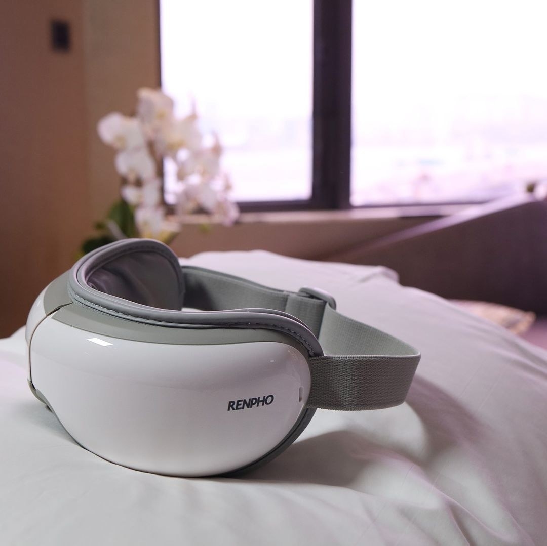 the massage mask on a bed
