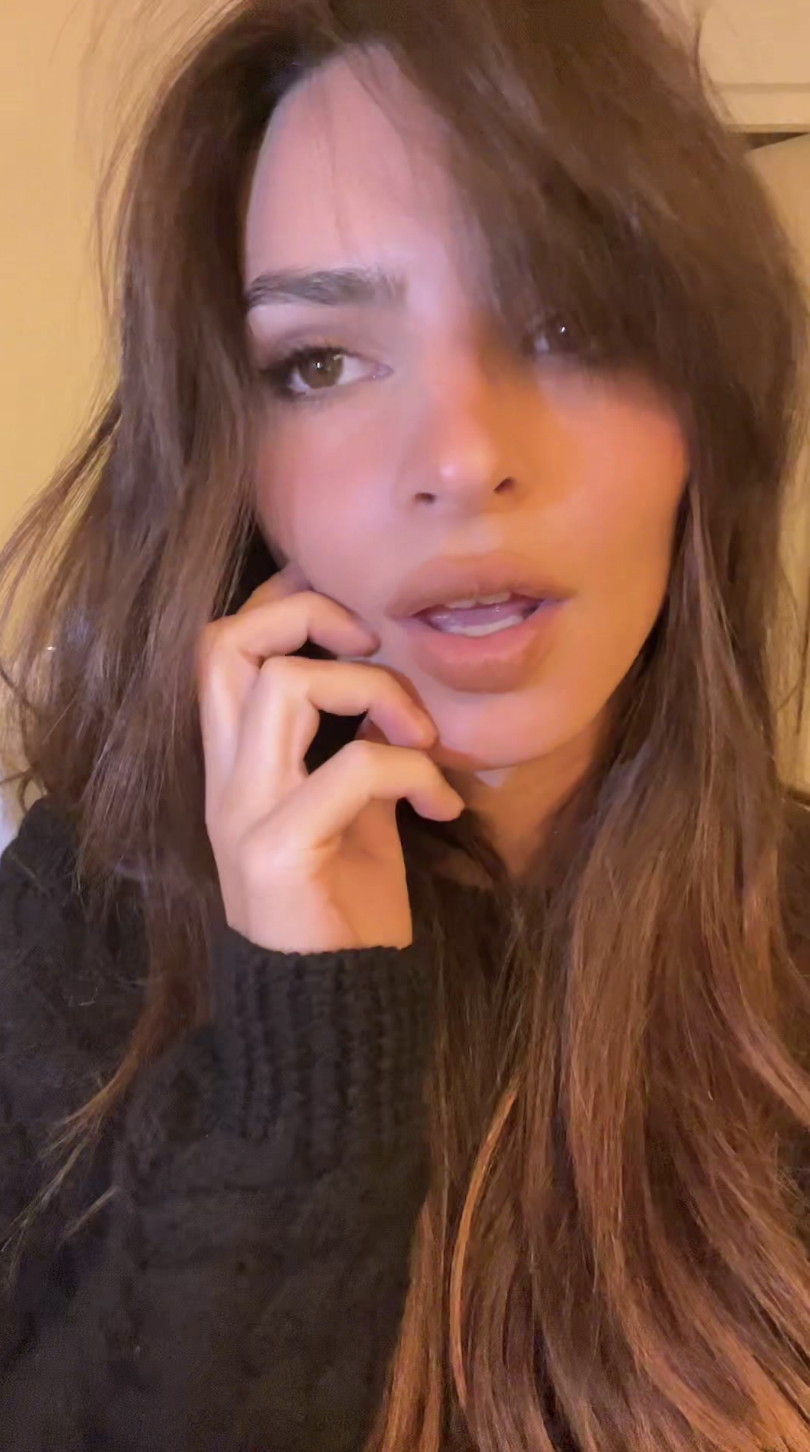 Emily Ratajkowski Reacts To Adam Levine  Cheating  TikTok - 80