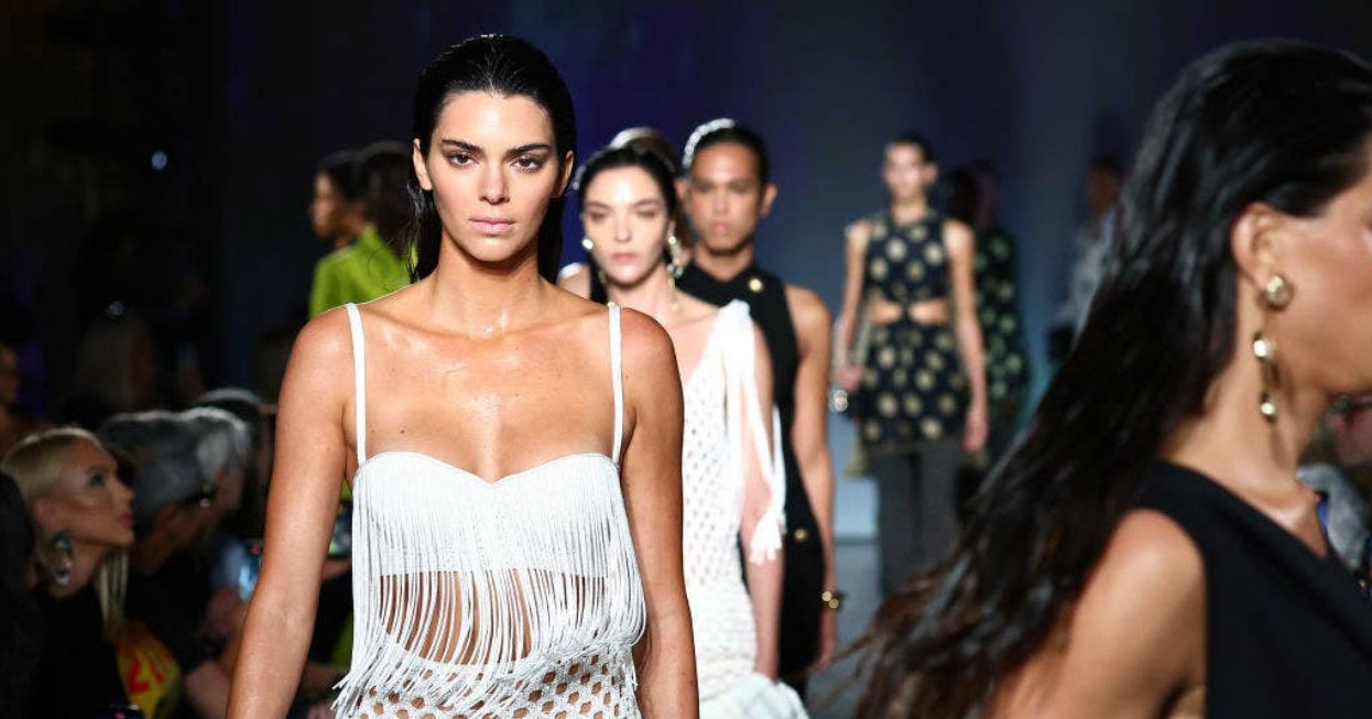 Are Fashion Week Models Paid? We Got To The Bottom Of It