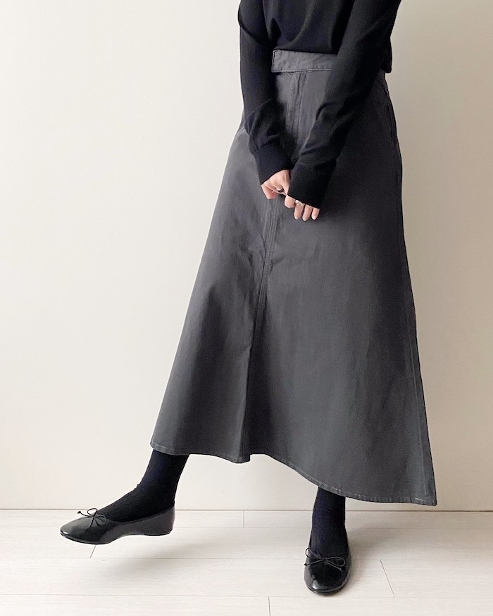 UNIQLOU（ユニクロU）の新作おすすめスカート「フレアロングスカート」