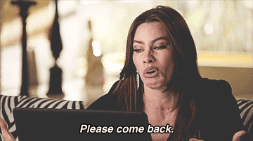gif of Gloria saying &quot;Please come back&quot;