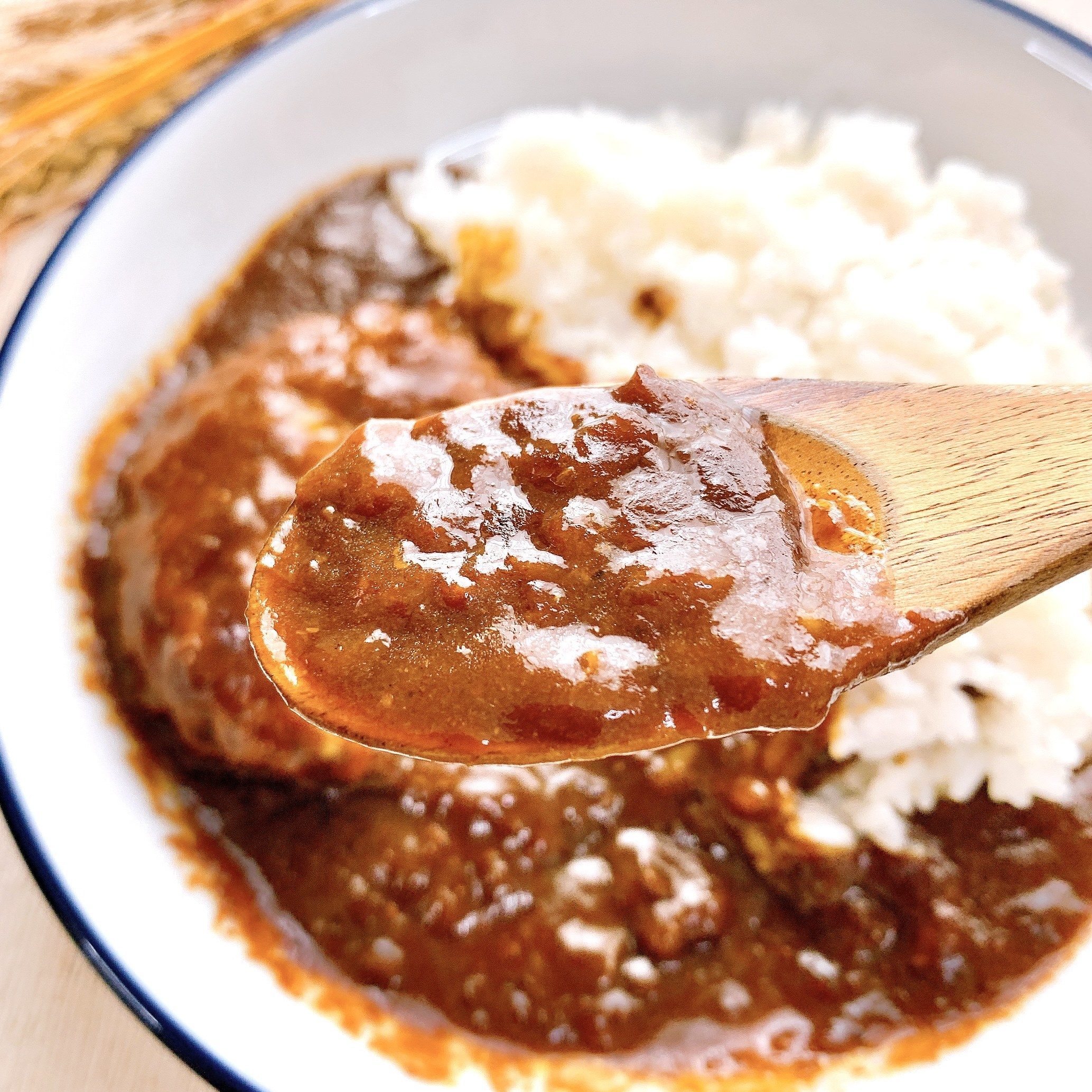 無印良品のおすすめのカレー「素材を生かした ハンバーグのデミグラスソースカレー」