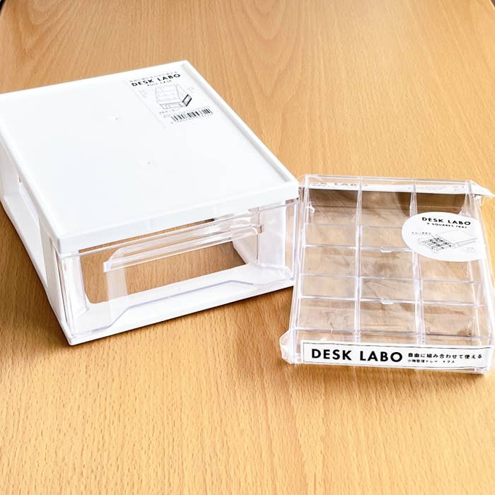 DAISO(ダイソー)のおすすめの収納「デスクラボ プルケース」「デスクラボ トレー9マス」