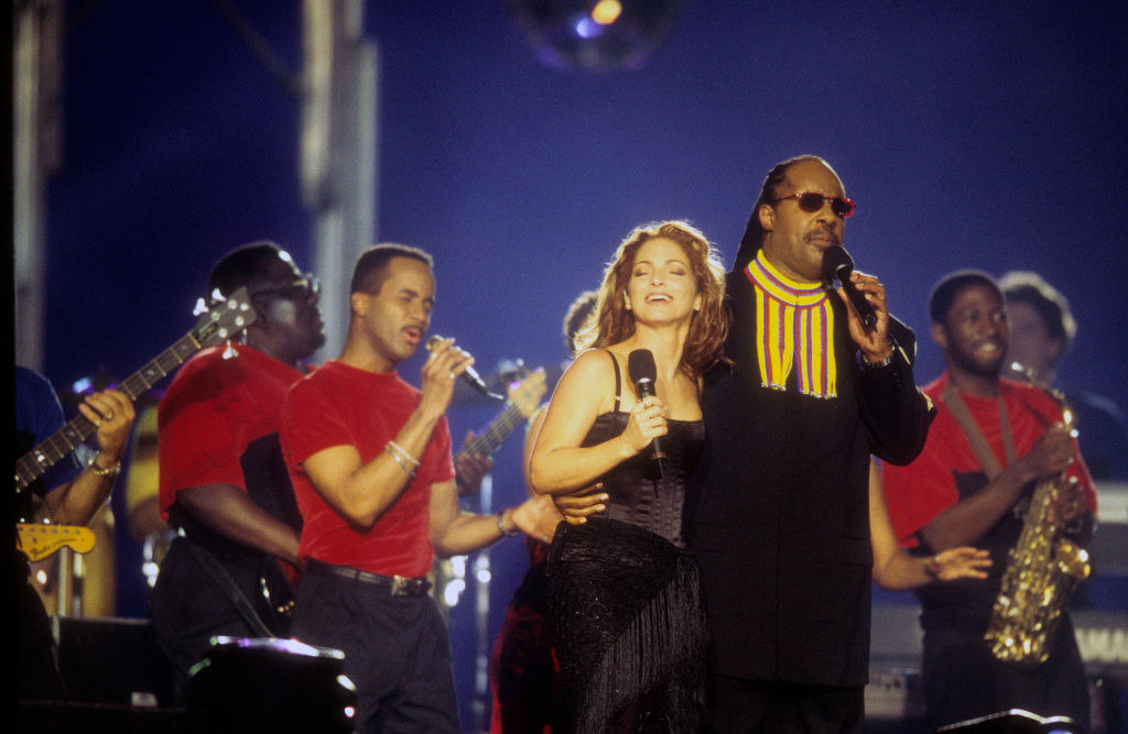 Stevie, Gloria, etc, performing