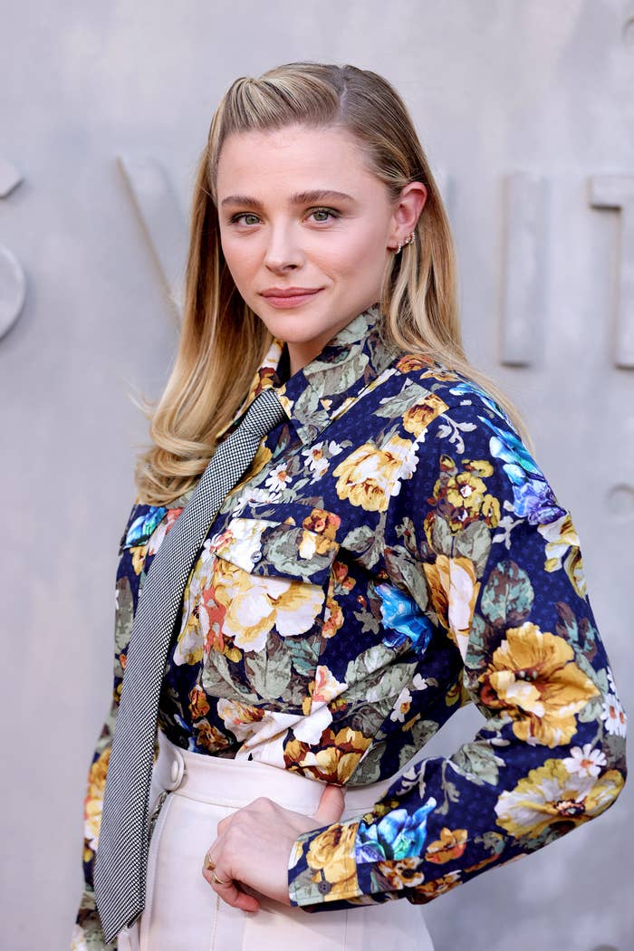 700px x 1050px - ChloÃ« Grace Moretz Faced Body Dysmorphia And Anxiety After Family Guy Meme