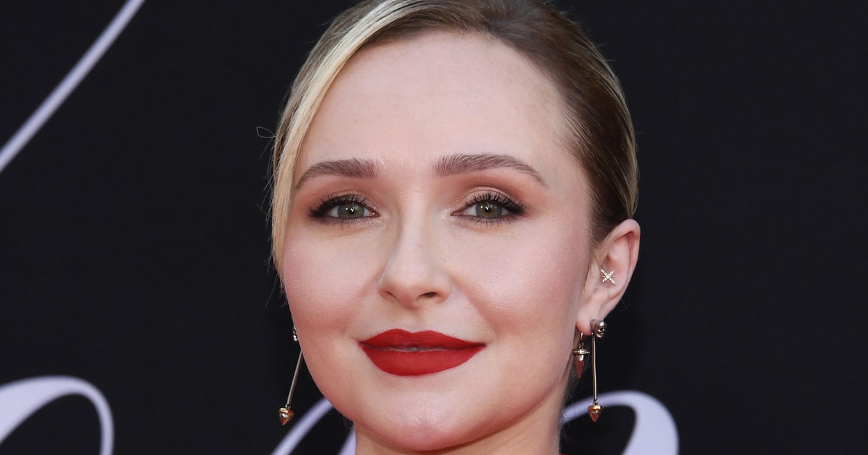 Hayden Panettiere Says That Giving Up Custody Of Her Child Was “Heartbreaking” – BuzzFeed