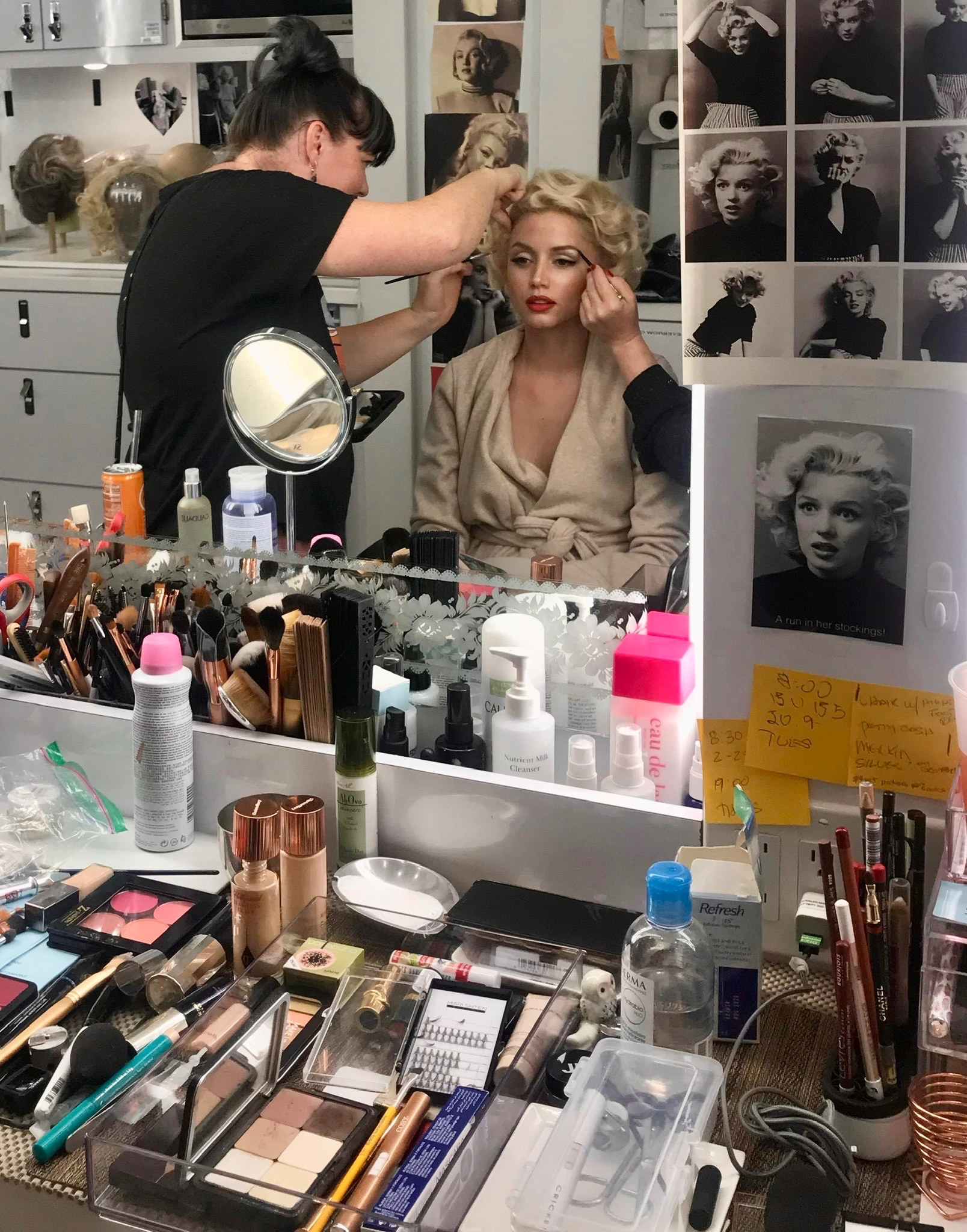 Netflix s Blonde Behind The Scenes Beauty Secrets - 9