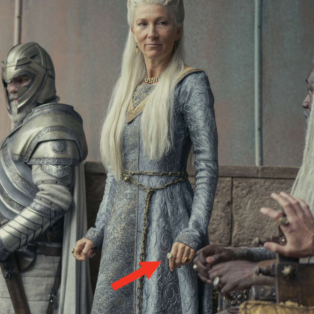Rhaenys in Episode 1 with a red arrow pointing to her ring