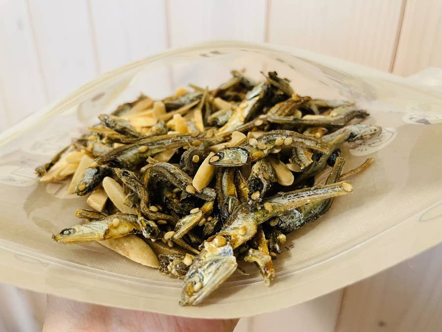 もう手が止まらん。小魚アーモンドがおやつにおつまみに最高だった話