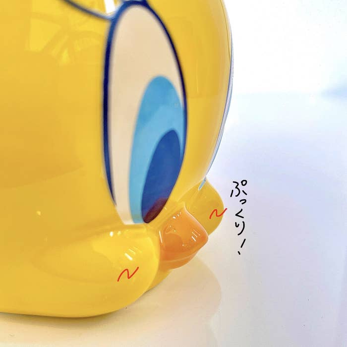 PLAZA(プラザ)のおすすめキャラ雑貨「ルーニー・テューンズ ダイカットマグ トゥイーティー」