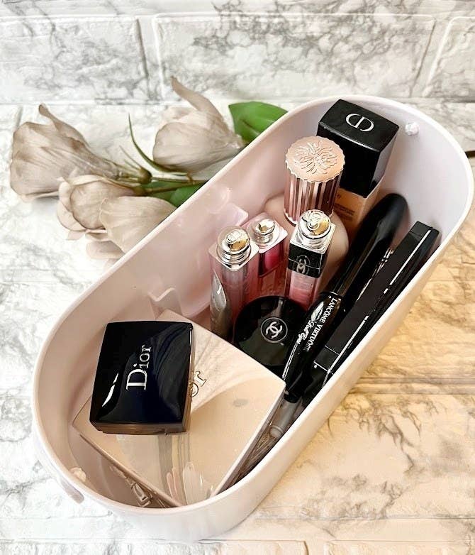 フランフランは天才か？】メイク道具がまるっと入る「激かわ収納ケース  