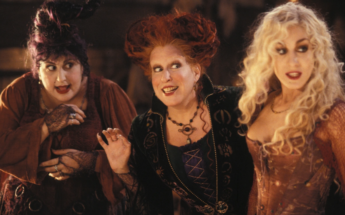 the three witches of hocus pocus looking afraid surprised