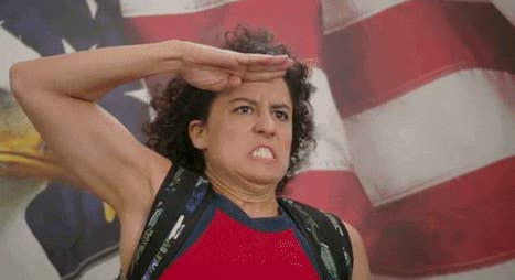 Ilana Glazer saluting