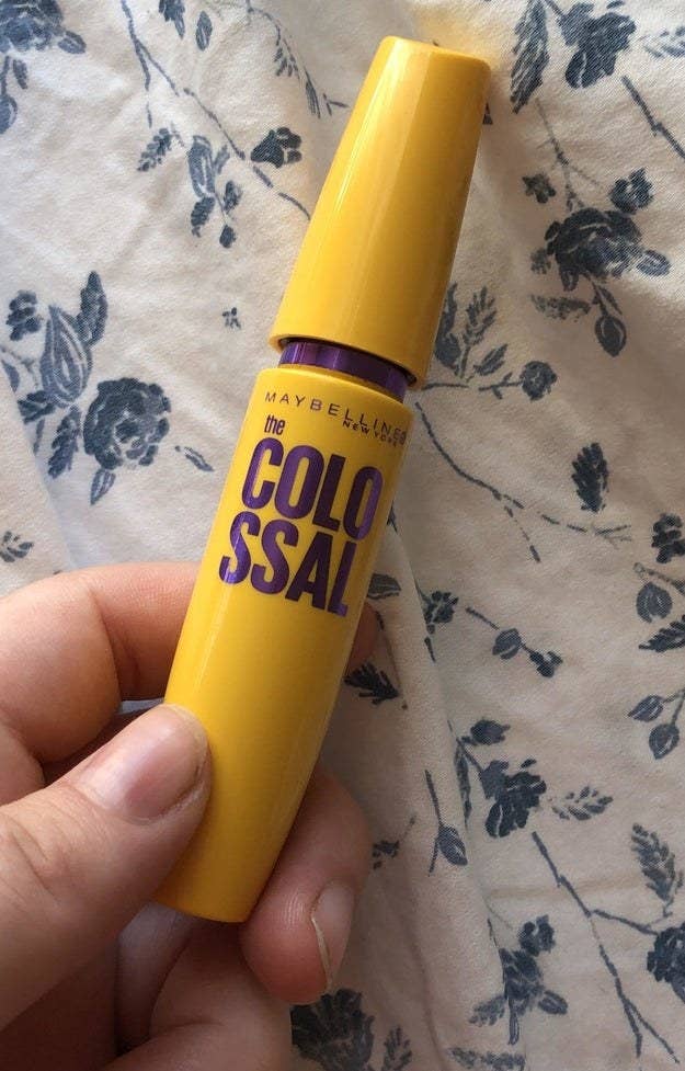 Uartig Dømme panel Maybelline Colossal Mascara Review: 15-Year Holy Grail