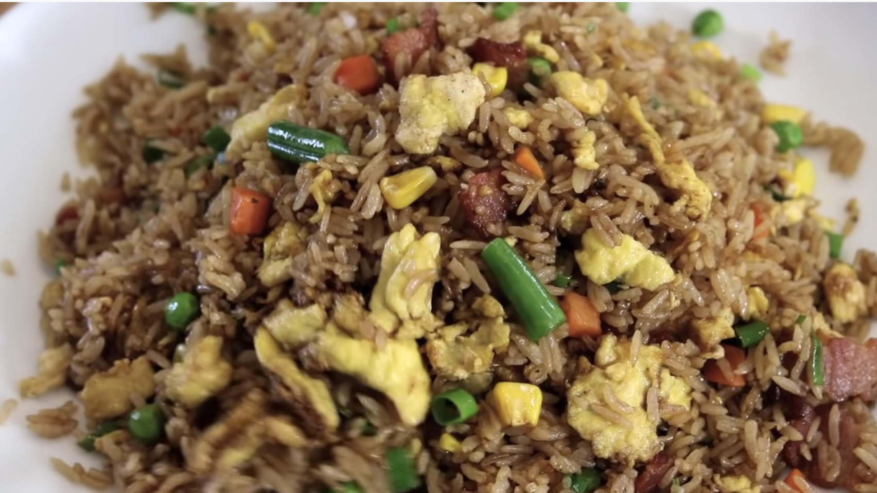 Fried rice with egg and veggies