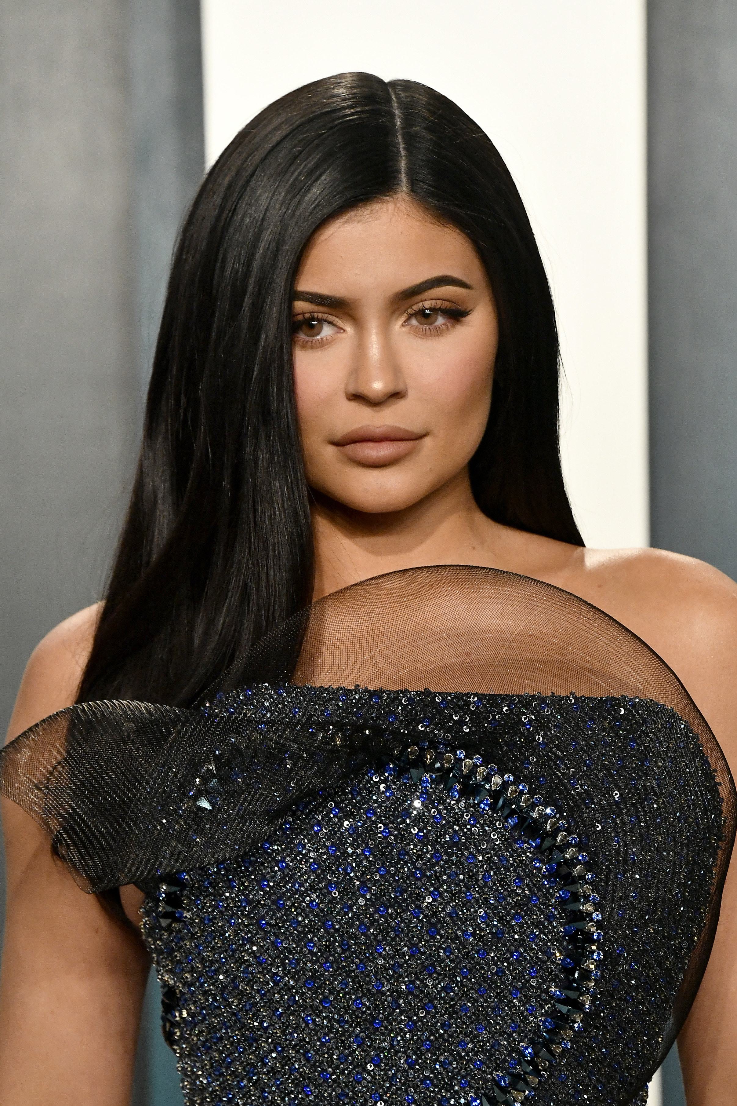 Kylie Jenner Wears Do-Rag at NYFW, Fans Rightfully Angry? 