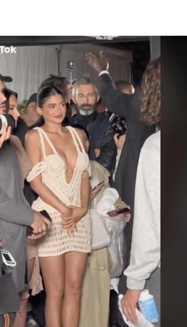 Kylie Jenner in her latest Paris Fashion Week look is the definition of the  “wrong-shoe theory”