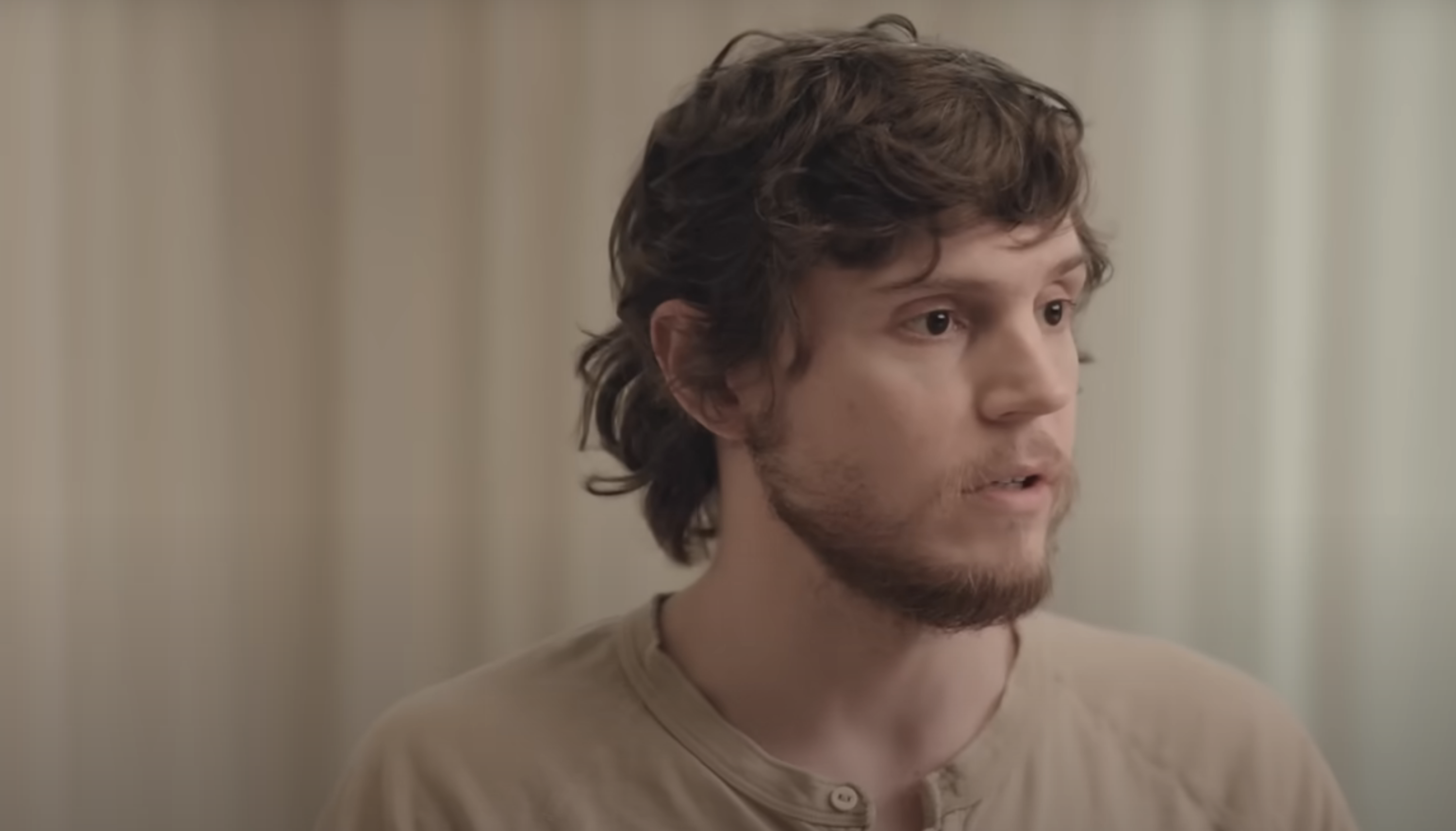 Evan Peters Scared To Play Jeffrey Dahmer In Netflix Show - 94